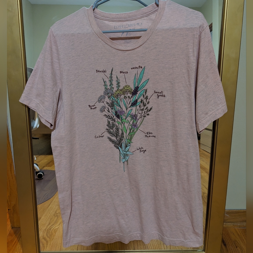 B Yellowtail shirt with flower/plant design